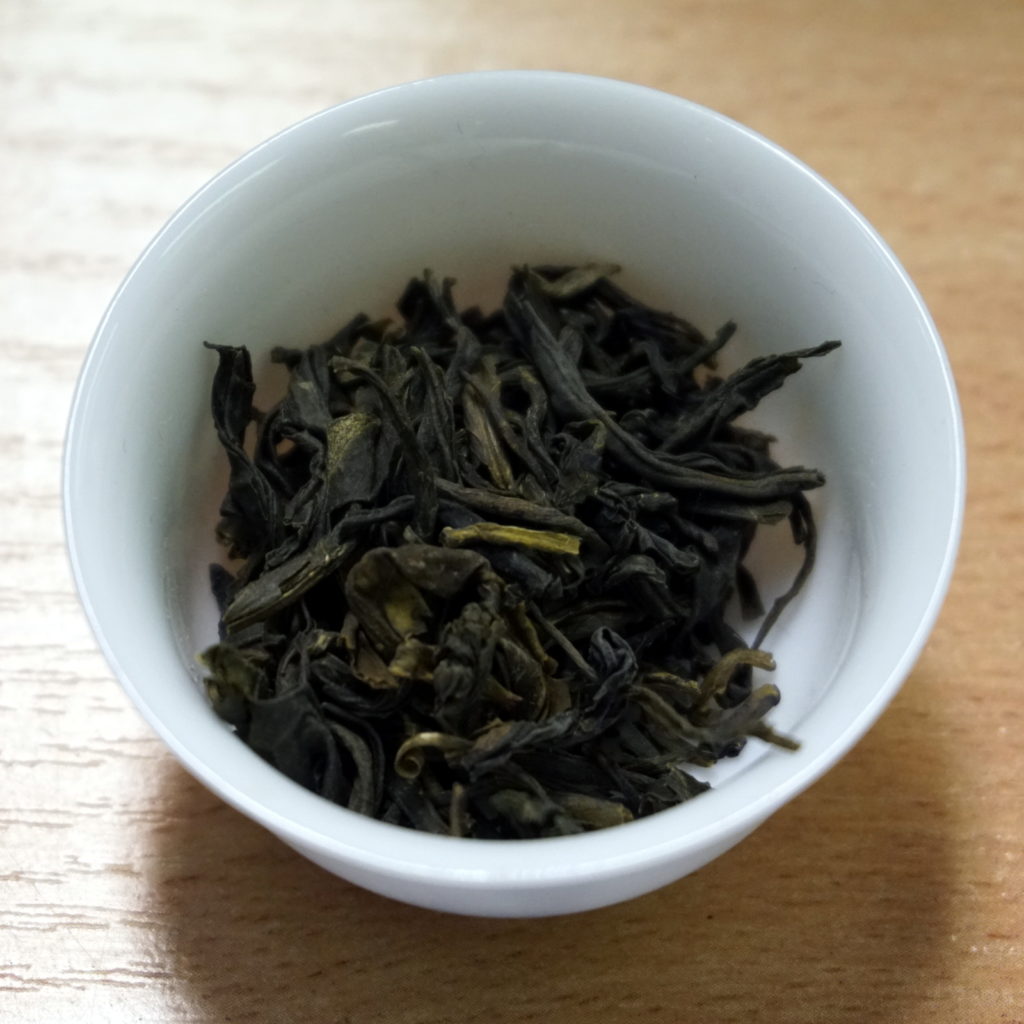 Chinese tea: oolong tea Da Hong Pao (Dà Hóng Páo)